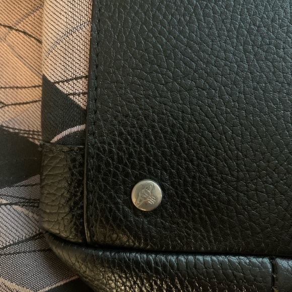 Authentic Vivienne Westwood Purse - Picture 5 of 5